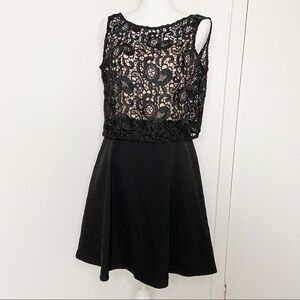 Aidan Maddox black lace crochet‎ overlay two piece sleeveless cocktail dress 6